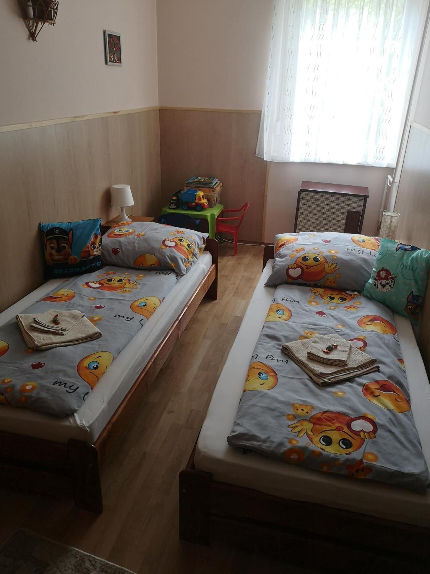 Natasa Apartman Oroshaza Exterior photo